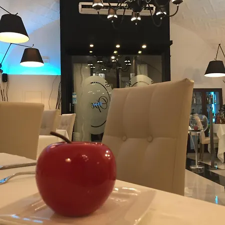 Blues Oda ve Kahvaltı Trani